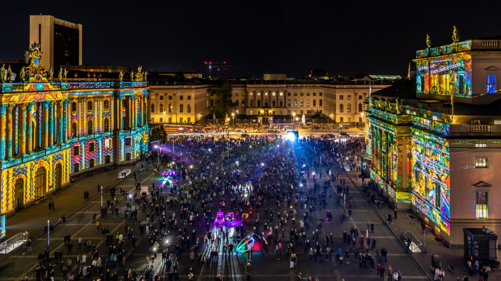 Über Festival of Lights - Lichtshow Bebelplatz